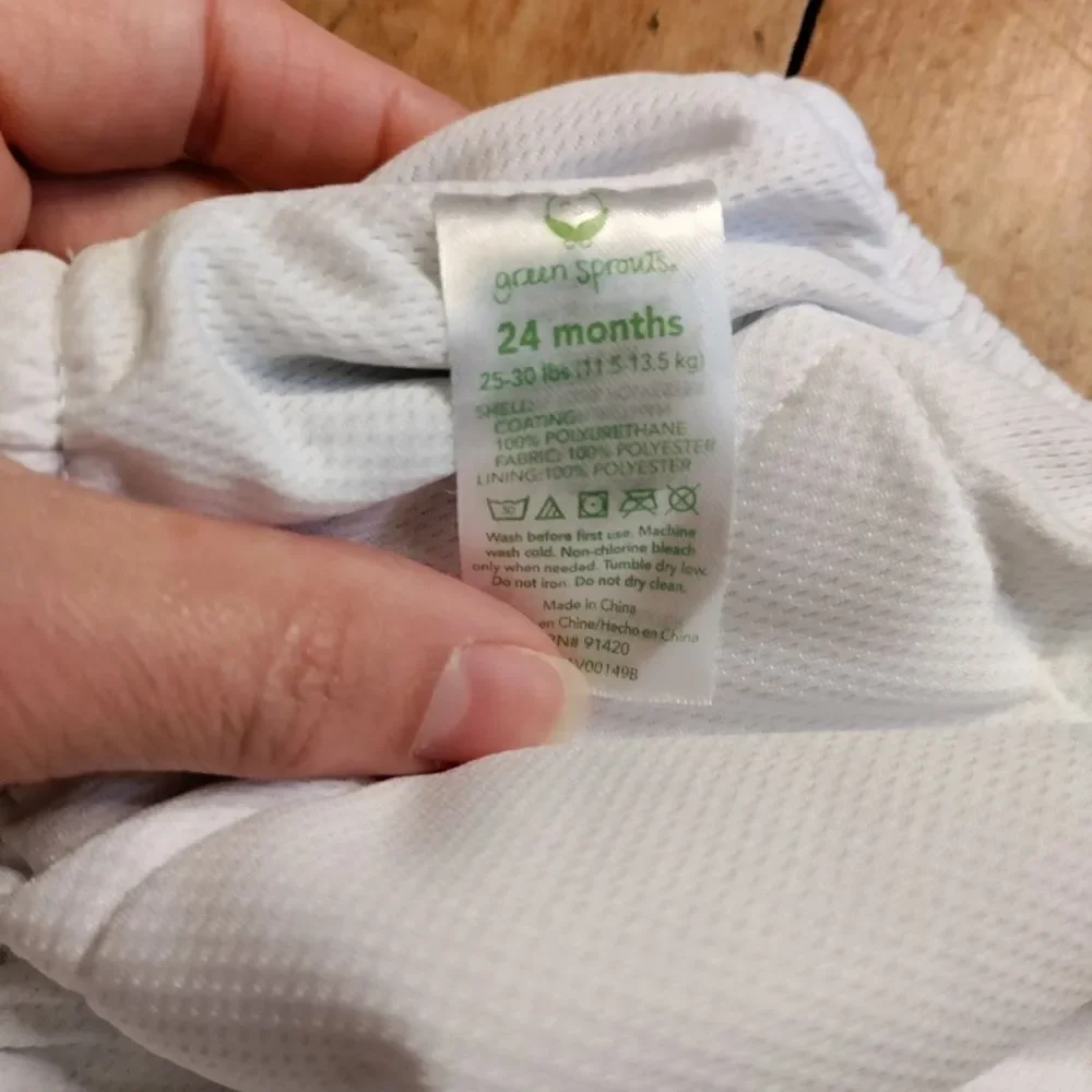 Green Sprouts swim diaper reusable 24 mos strawberry green pink beach swim